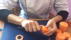 Как сделать розу их моркови?