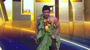India's Got Talent Season 5 mein Junglee performing on Lungi Dance by RZ Group