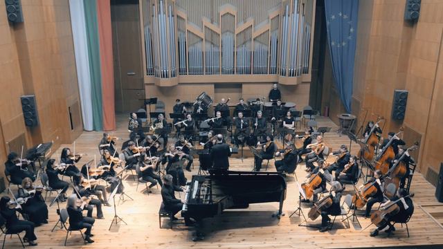 Rachmaninoff - Prelude op. 23 No. 5 in G Minor for Piano & Orchestra смотреть онлайн