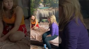 БЕЗУМНЫЙ ПАША. ИРИШКА ЧИКИ ПИКИ БАЗАРИТ С КАТЕЙ ПРО ЖИЗНЬ.