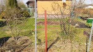 Монтаж забора из сетки Рабица