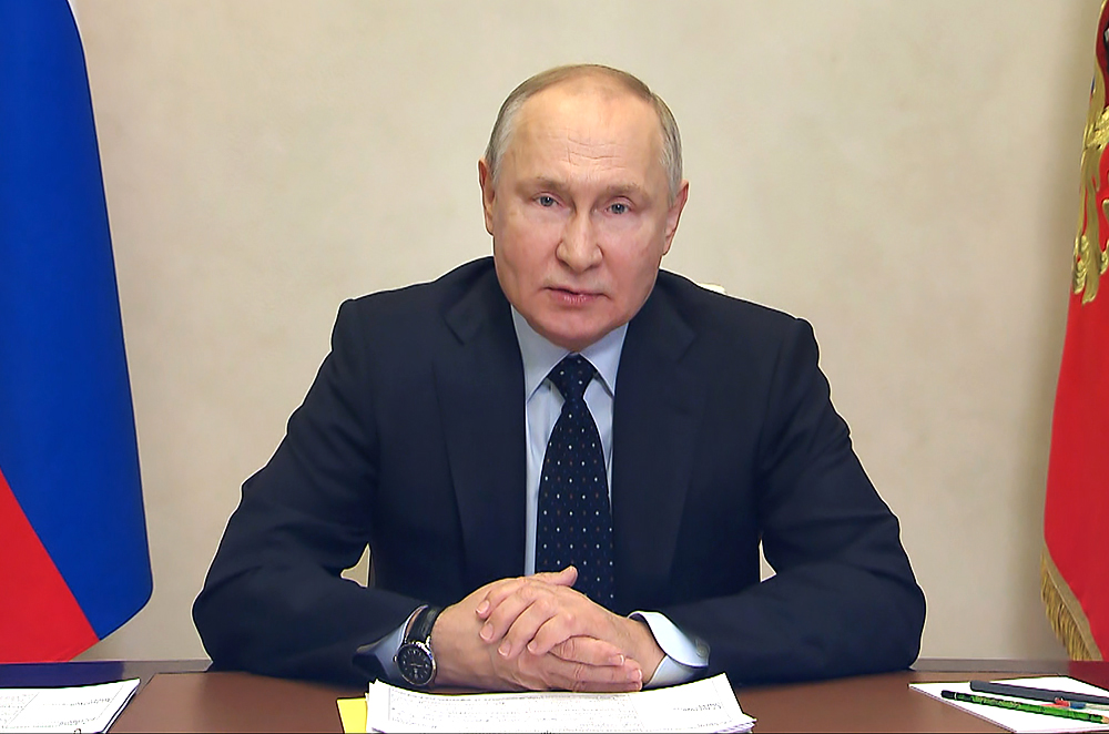 Путин связал стабильность в России с работой педагогов / События на ТВЦ