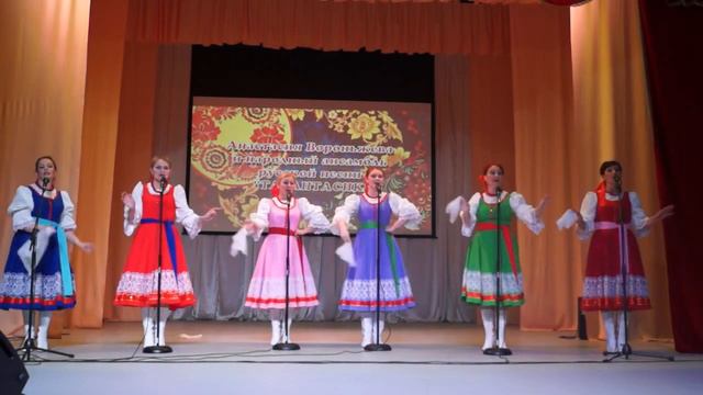 Народный ансамбль русской песни Тарантасик