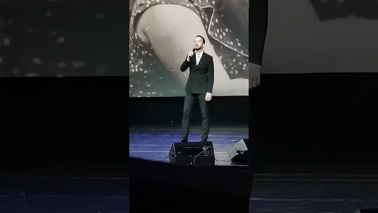 Эмиль Кадыров "Едут по Берлину наши Казаки", "Песня о материнской любви" смотреть онлайн