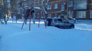 САЛЬТО В СНЕГ С КАЧЕЛЕЙ