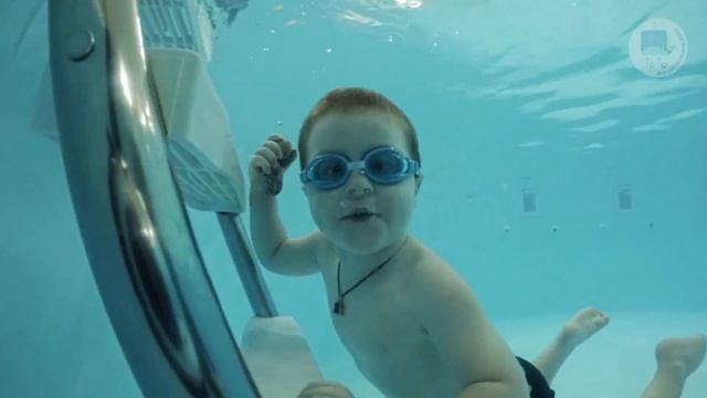 Детское плавание в "ТоТо" (Андрей, 3 года) смотреть онлайн