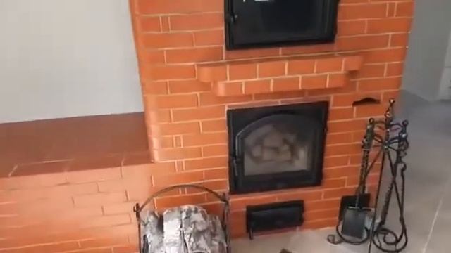 Простая кирпичная печка с лежанкой!