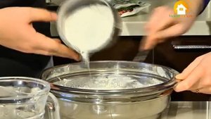 Аппетитное осеннее блюдо -- пирожки с грибами