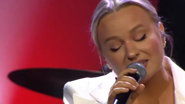 Динара Рудане и Раймонд Паулс "Любовь настала" "Es aiziet nevaru" смотреть онлайн