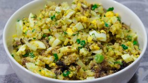 Салат из шпротов. Гости сказали, что после этого рецепта, придут снова.