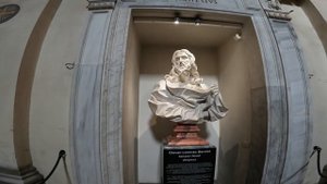 Аппиева дорога, катакомбы Рима, пирамида Цестия.