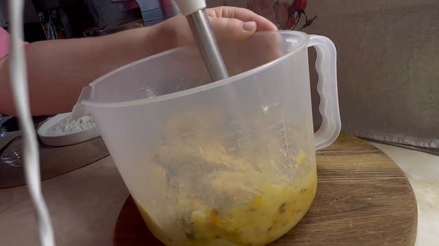 100% так фасоль вы не готовили. Рецепт от моей бабушки. Нежнейший паштет из фасоли. смотреть онлайн