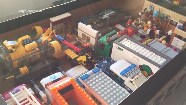 Всё зло от Лего.  Всем мамам посвящается.../Супер-Лайфхак, как хранить! смотреть онлайн