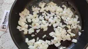 Тушёная капуста с рисом на сковороде