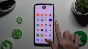 How to Enter Split Screen on XIAOMI Redmi Note 13?