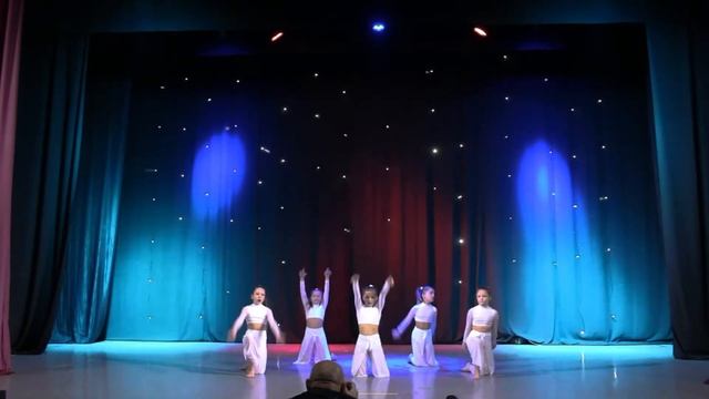 CONTEMPORARY / KIDS / DANCE / ПАРУПА / НОВОГОДНИЙ 2020 смотреть онлайн