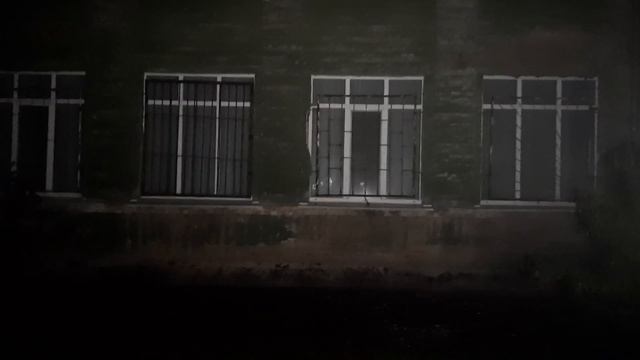 Яркий Луч LH-400 COBRA PRO. Попытка посветить, сравнить с Panda-3R и 2M CRI. Ночь, страшно, опасно. смотреть онлайн