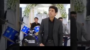 мухсин якумин бор дар туй байд хонд медони е не?