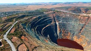 Сибайcкий карьер с высоты птичьего полёта