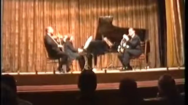 Brahms Trio for Violin, Horn and Piano in E Flat Major смотреть онлайн