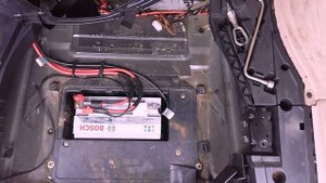 БМВ Х5 #Снимаем Аккумулятор#