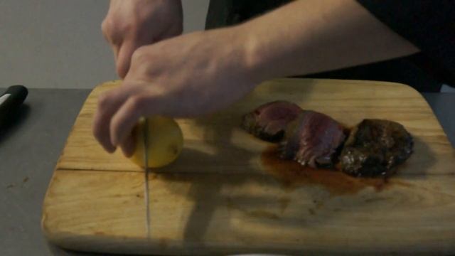 Как готовить мясо. Мясо Итальяно. Часть 3. Вызов повара тел. +7 (926) 170-94-68 смотреть онлайн