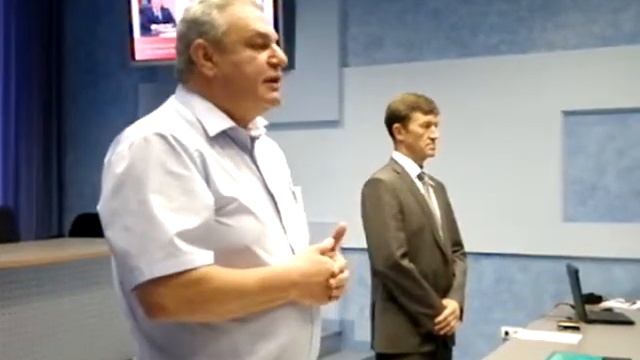 Писной напутствовал сирот.MP4