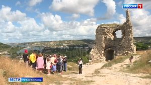 Школьники из ЛНР посетили достопримечательности Севастополя в рамках нового проекта