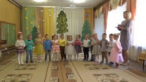 Песня "Осень в гости к нам пришла" в исполнении детей младшей группы №12