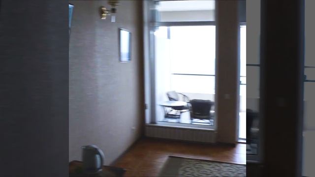 ?Двери таких гостиниц открываются прямо на пляж!!.Отель пляжем. Обзор номера на 3 гостя. смотреть онлайн