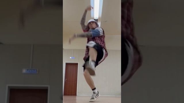 Фишечки. Танцы. Bboy Plast смотреть онлайн