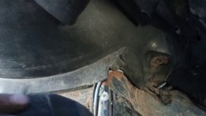 Как снять пластик левой части багажника с пассата б3 универсал. Как разобрать багажник на универсал