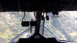 Посадка в Лукле Landing at Lukla airport, Nepal