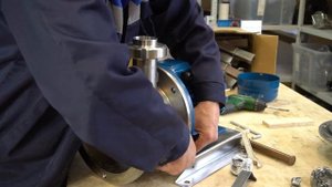 Как заменить торцевое уплотнение на диспергаторе?