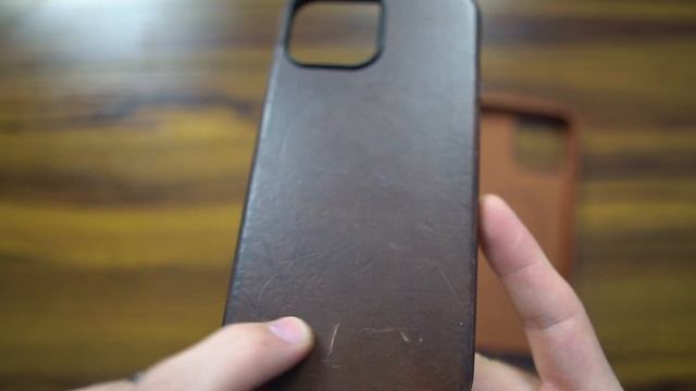 Apple Leather VS Nomad Leather VS Benks Leather Case for iPhone 13 смотреть онлайн