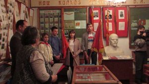 В с.Вставском принимают в пионеры.