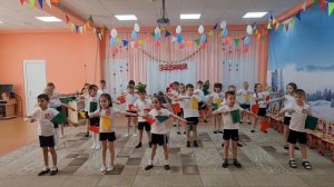 Утренник 23 февраля в подготовительной группе "Ромашка"