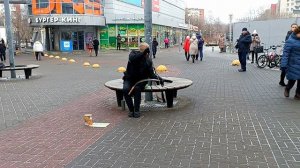 Лихой орел и ручная пила Страдивари. Необычные питерские музыканты.