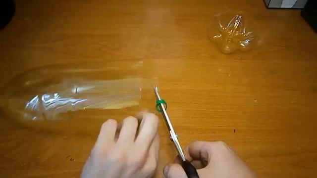 Как сделать самый простой бутылкорез ножницы своими руками Plastic bottle tape rope cutter scissors