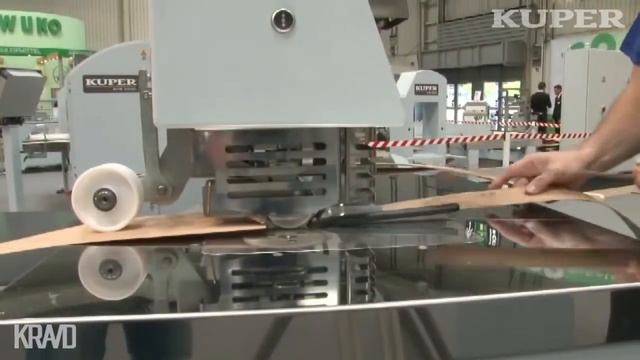 Ребросклеивающий станок для шпона KUPER FWS 1250 смотреть онлайн