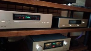 Семейство Accuphase в сборе .  Проигрыватель SACD/CD Accuphase DP-560