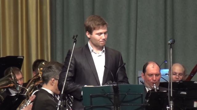 Ю.Милютин, А.Софронов - "Песня о Париже" из к/ф "Беспокойное хозяйство". Поет Даниил Кручинин. смотреть онлайн