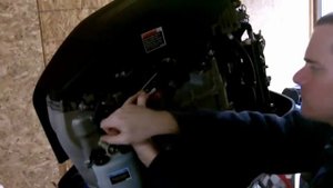 2008 Mercury OptiMax 250 Pro XS Maintenance: Fuel Filter