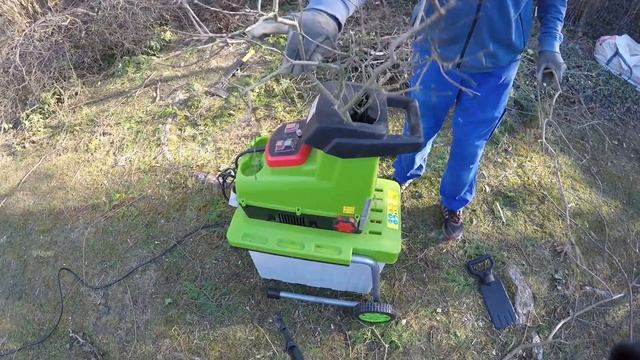 Gartenhäcksler-Walzenhäcksler-zipper- #001 смотреть онлайн