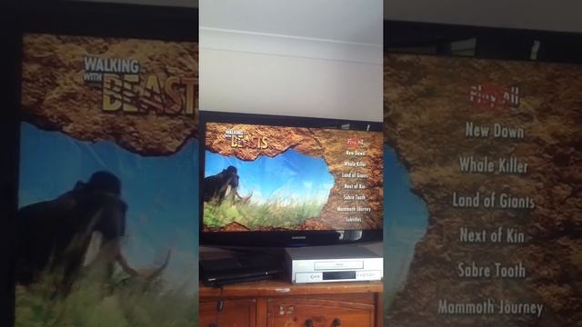 Walking With Beasts Disc 1 DVD Menu смотреть онлайн