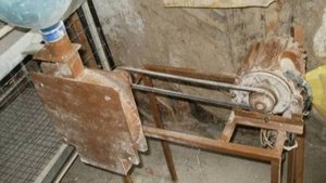 Зернодробилка своими руками