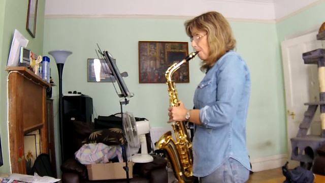 GEORGIA - Sue Lusk - Alto Sax смотреть онлайн