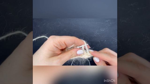 Шикарный узор спицами для повязки CROWN смотреть онлайн