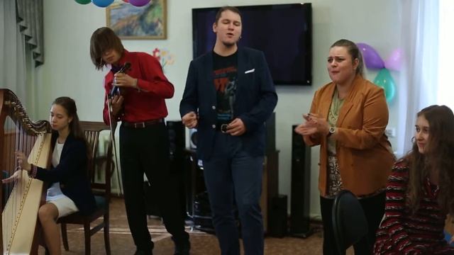 04.10.2014 Арфа+Скрипка=... Джаз!!! Hit the road Jack. смотреть онлайн