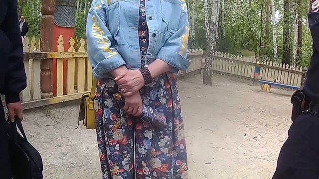 12 июня День Организованной банды юных плетельщиков лаптей! смотреть онлайн